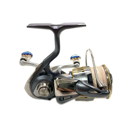  DAIWA ダイワ スピニングリール 23エアリティ LT2500S-DH ボディキズ 程度BC カスタムハンドルノブ 110597