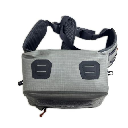  SIMMS フィッシングバッグ ドライクリーク Z ヒップパック 8L グレー