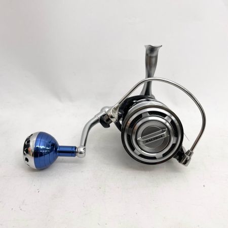DAIWA ダイワ スピニングリール 10 ソルティガ 5000 箱・リールポーチ付 059507