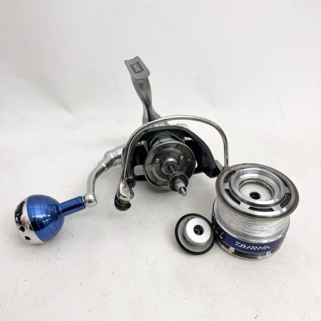 DAIWA ダイワ スピニングリール 10 ソルティガ 5000 箱・リールポーチ付 059507