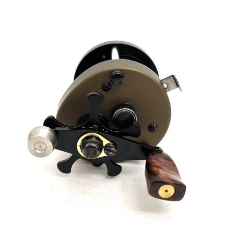五十鈴工業 ベイトリール ヴィンテージ ミリタリーブロンズ BC521SSS-T