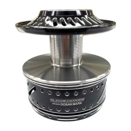 STUDIO OCEAN MARK スタジオオーシャンマーク スピニングリール用スプール NO LIMITS 20SW23000BM ブラック x ダークシルバー