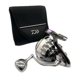 DAIWA ダイワ スピニングリール 22イグジスト LT5000-CXH 00061106 (109522) Bランク