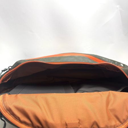 fishpond フィッシュポンド フィッシングバッグ ストームシャドウ ランバーパック 11L オリーブ
