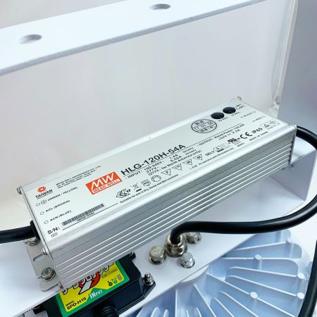  NICHIDO Hi-disk100W サージプロテクター付　屋外型　吊下型 L100W-P-HW-50K-N 2017年製
