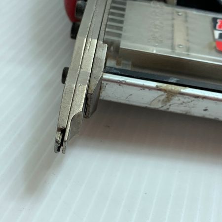  MAKITA マキタ 高圧仕上釘打 AF502H レッド