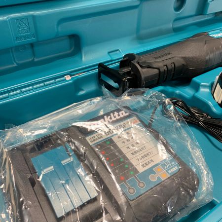  MAKITA マキタ  レシプロソー　コードレス式 18v 　充電器・充電池2個・ケース付 JR187DRGX グリーン