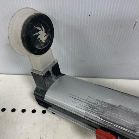  BOSCH ボッシュ ハンマドリル　集じんシステム付 GBH-2-23 REA