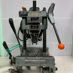 ♭♭ HITACHI 日立 角のみ　本体のみ コード式 30mm 100v  BS-30 Cランク