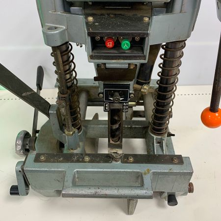  HITACHI 日立 角のみ　本体のみ コード式 30mm 100v  BS-30