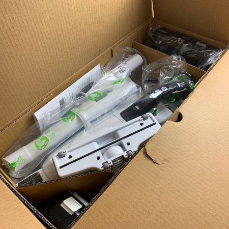  MAKITA マキタ 18V充電式クリーナー　充電器・充電池1個付 CL281FDFCW ホワイト