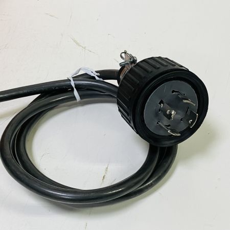 ЗЗ SUZUKID 昇圧 降圧 変圧器 入力電力100/200V 出力電力100/115V STX-01 オレンジ