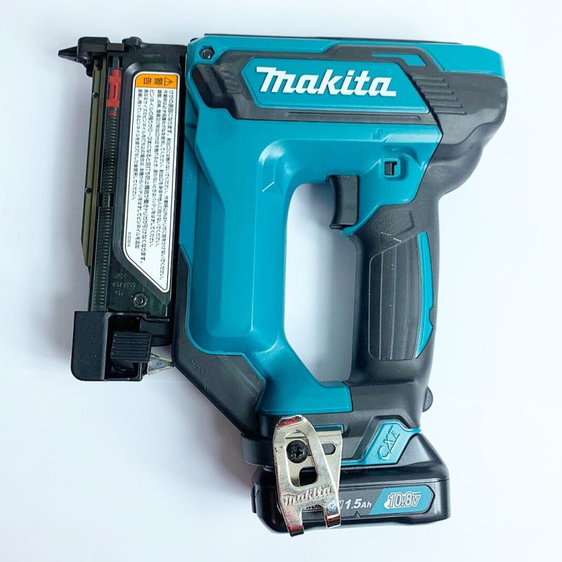 中古】 MAKITA マキタ 10.8V 充電式ピンタッカ ケース、バッテリー2個