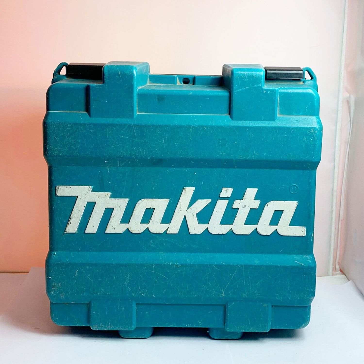 中古】 MAKITA マキタ 65ｍｍ高圧エア釘打ち機 ケース付 AN633H レッド