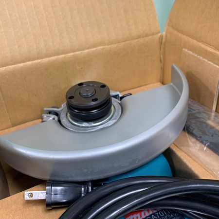 MAKITA マキタ 180ｍｍ　電子ディスクグラインダー GA7011C 2006年製　未使用品　