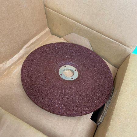  MAKITA マキタ 180mm 電子ディスクグラインダ GA7011C 2006年製　未使用品　ヨゴレあり