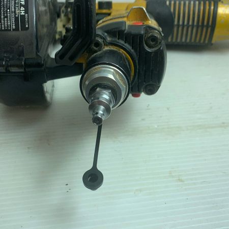  HITACHI 日立 高圧　エア釘打ち機　本体のみ WF4H