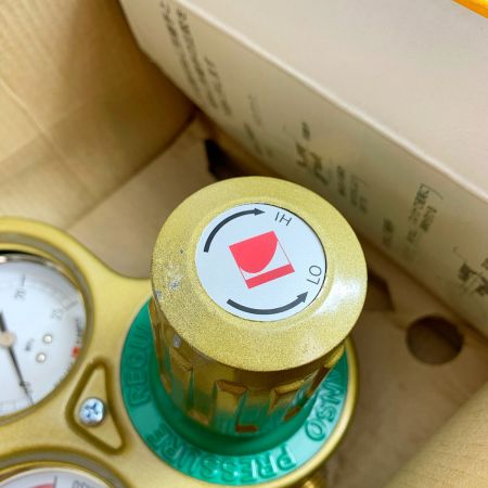  小池酸素株式会社 セフティゴールド　酵素用/アセチレン用  SGⅢ-1/SGⅢ-2 未使用品　長期保管品　一部ヨゴレあり