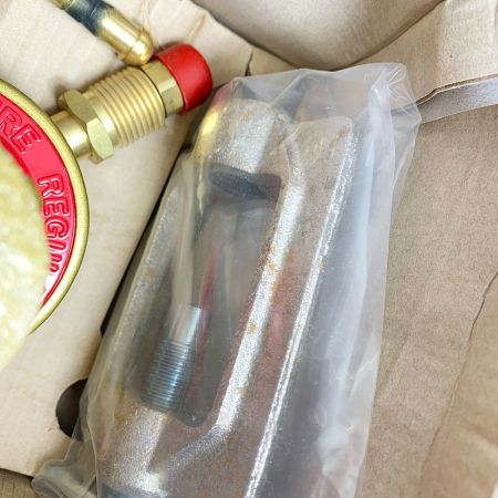  小池酸素株式会社 セフティゴールドⅢ　酵素用/アセチレン用  SGⅢ-1+SGⅢ-2 長期保管品　キズ、ヨゴレあり