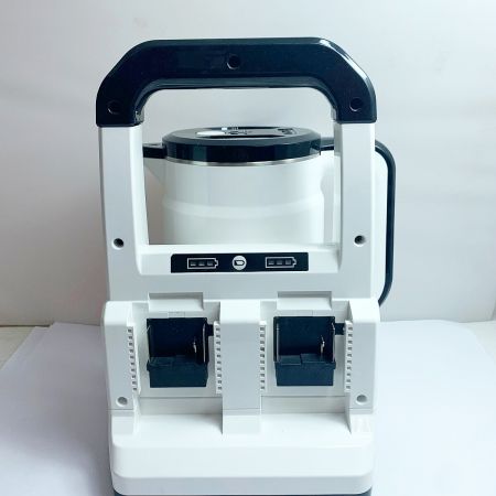  MAKITA マキタ 充電式ケトル　スレあり　本体のみ 18v×2 KT360D ホワイト