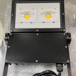 ♭♭ DAIKO ダイコー 投光器　④ LZW-92186WBE Sランク