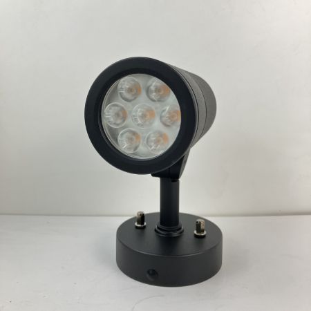 ЗЗ DAIKO ダイコー 100V LEDスポットライト 防雨形 外箱付 dol-4017yb
