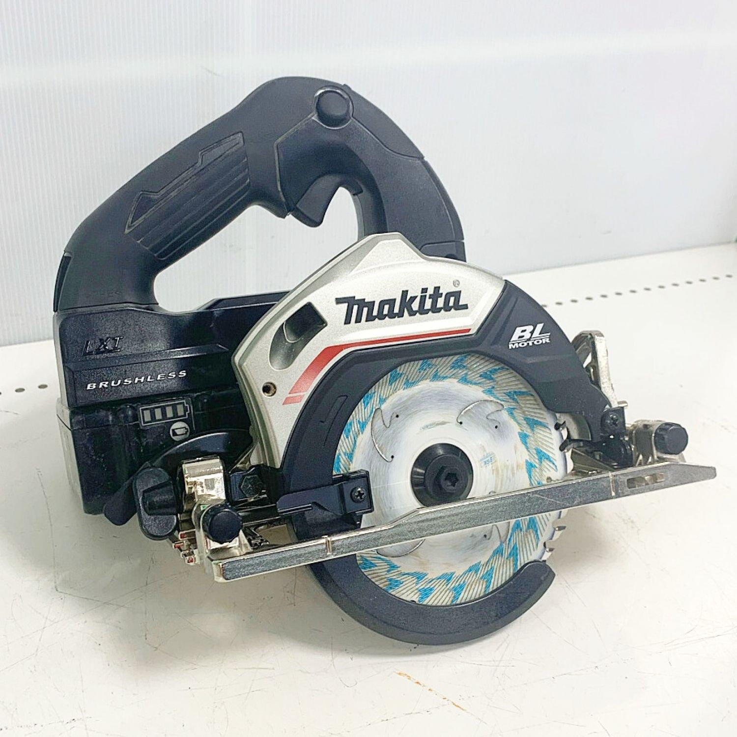 中古】 MAKITA マキタ 125ｍｍ充電式丸ノコ 18V バッテリー1個付（充電