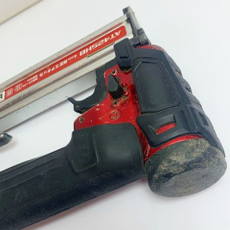  MAKITA マキタ 4ｍｍ　高圧エアタッカ　本体のみ AT425HB レッド