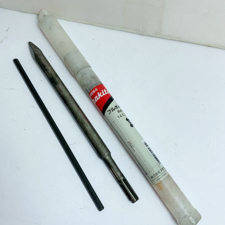  MAKITA マキタ 26mm ハンマドリル　ケース、ブルポイント、集塵カップ付 HR2631F