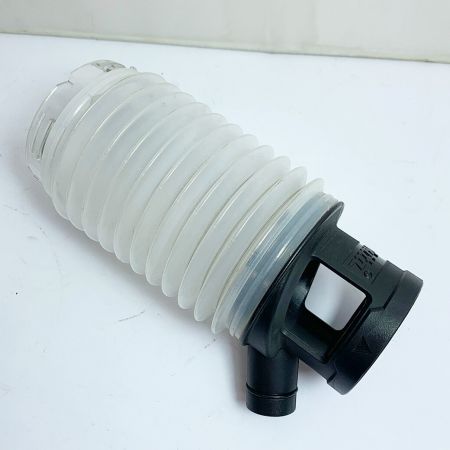  MAKITA マキタ 26mm ハンマドリル　ケース、ブルポイント、集塵カップ付 HR2631F