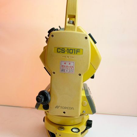  TOPCON トータルステーション【液晶に難あり】2023.4校正済と記載あり【通電のみ確認】ケースに割れあり CS-101F