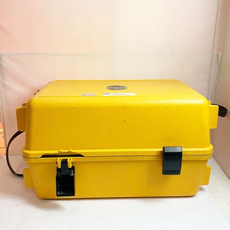  TOPCON トータルステーション【液晶に難あり】2023.4校正済と記載あり【通電のみ確認】ケースに割れあり CS-101F