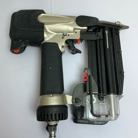  HITACHI 日立 ピン55ｍｍ　ピン釘打機　本体のみ NP55M