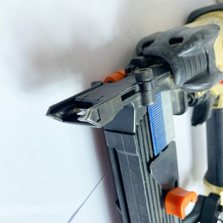  HITACHI 日立 50mm 高圧フロアタッカ　ケース付 N5008HM