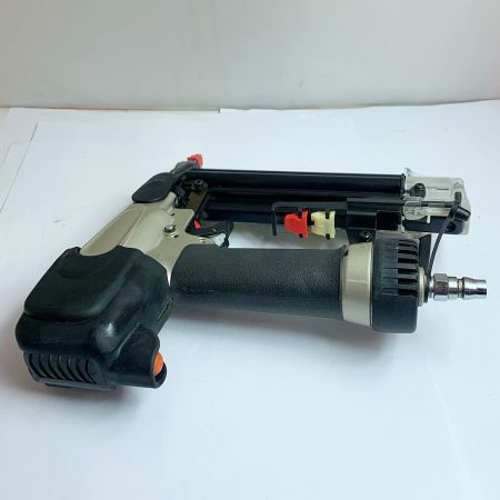  HITACHI 日立 仕上55ｍｍ　フィニッシュネイル　釘打機　ケース付き NT55M2