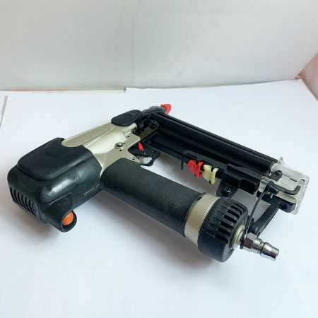  HITACHI 日立 仕上55ｍｍ　フィニッシュネイル　釘打機　ケース付き NT55M2