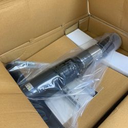 ♭♭ TOKU コンクリートブレーカー　箱傷みあり　未使用品　長期保管品 TCB-130B Aランク