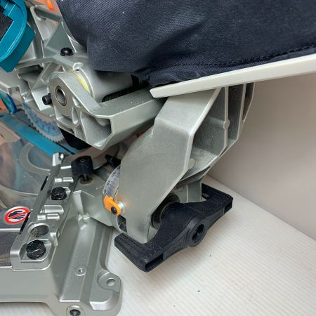  MAKITA マキタ 165ｍｍ　充電式スライド丸ノコ　2023.7製造 LS610D
