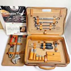 ♭♭ Snap-on スナップオン ハーレーダビッドソン　プレミアムツールキット　※マイナスドライバ―欠品　限定品　工具セット Bランク