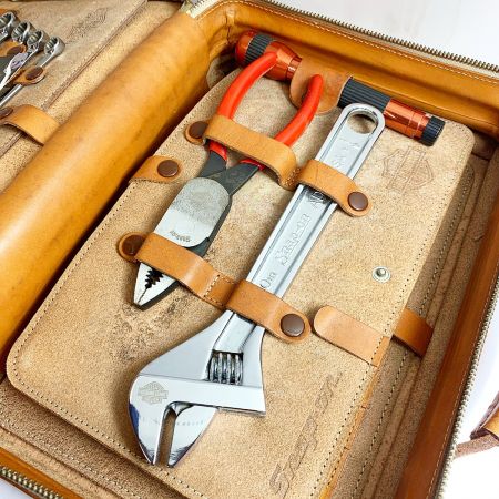  Snap-on スナップオン ハーレーダビッドソン　プレミアムツールキット　※マイナスドライバ―欠品　限定品　工具セット