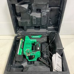 ♭♭ HiKOKI ハイコーキ コードレス式　40ｍｍ　36Ｖ　釘打機　充電器（日立）・ケース付　※バッテリーなし NT3640DA グリーン Bランク