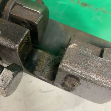  IKURA SEIKI CO.,LTD. 育良精機 ＩＫＵＲＡ　スーパーカッター　鉄筋カッター　ケース付 IS-25SC グリーン