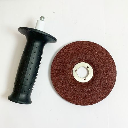  MAKITA マキタ 125mm 充電式ディスクグラインダー　2023.3製　18Ｖ　本体のみ GA518D ブルー