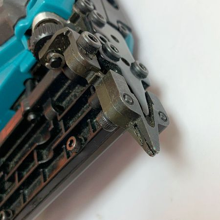  MAKITA マキタ 充電式タッカ　本体とケースのみ PT353D