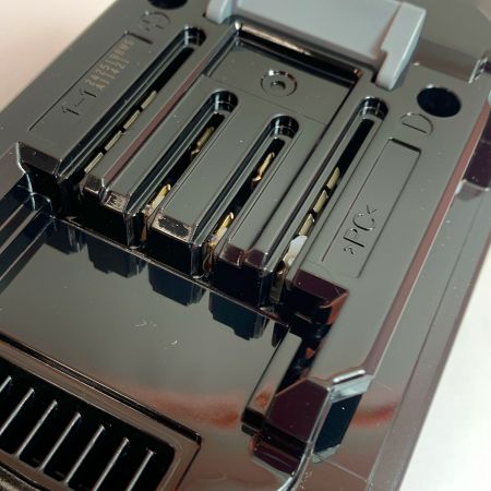  MAKITA マキタ  【未使用品】電動工具 バッテリー　40Ｖ BL4080F