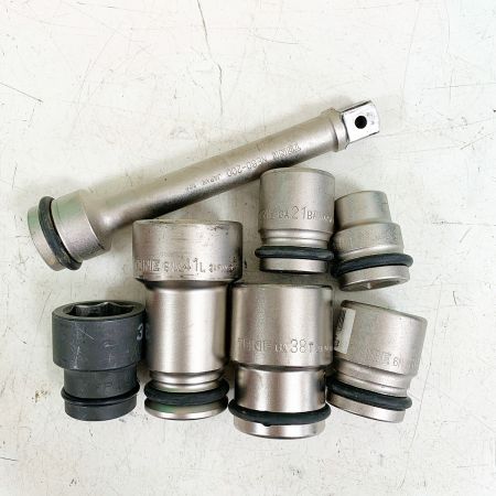  MAKITA マキタ インパクトレンチ　充電器・充電池2個・ケース付　TONEホイルナット付 TW001G