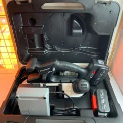 ♭♭ Panasonic パナソニック 充電バンドソー 充電器・充電池2個・ケース付 18v 2022年製 EZ45A5 Bランク