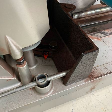  MAKITA マキタ 12型　コードレス式チップソー切断機　赤いヨゴレあり LC1200 ブルー