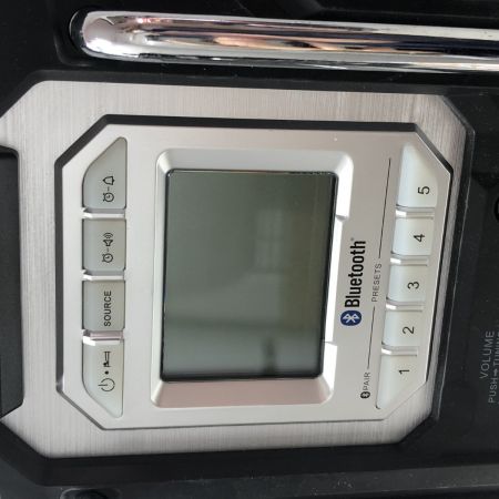 €€ MAKITA マキタ バッテリー式ラジオ (本体のみ) MR108