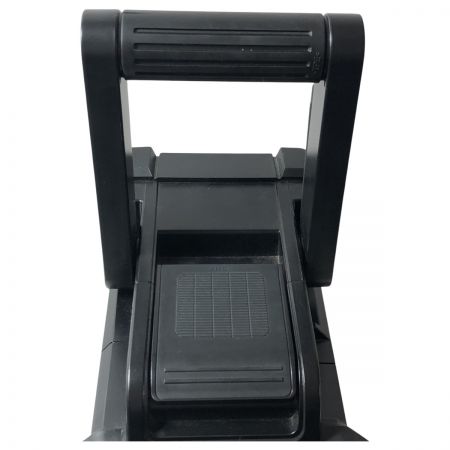 €€ MAKITA マキタ バッテリー式ラジオ (本体のみ) MR108